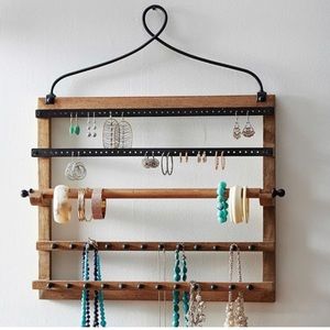 Wall Mounted Jewelry Hanger